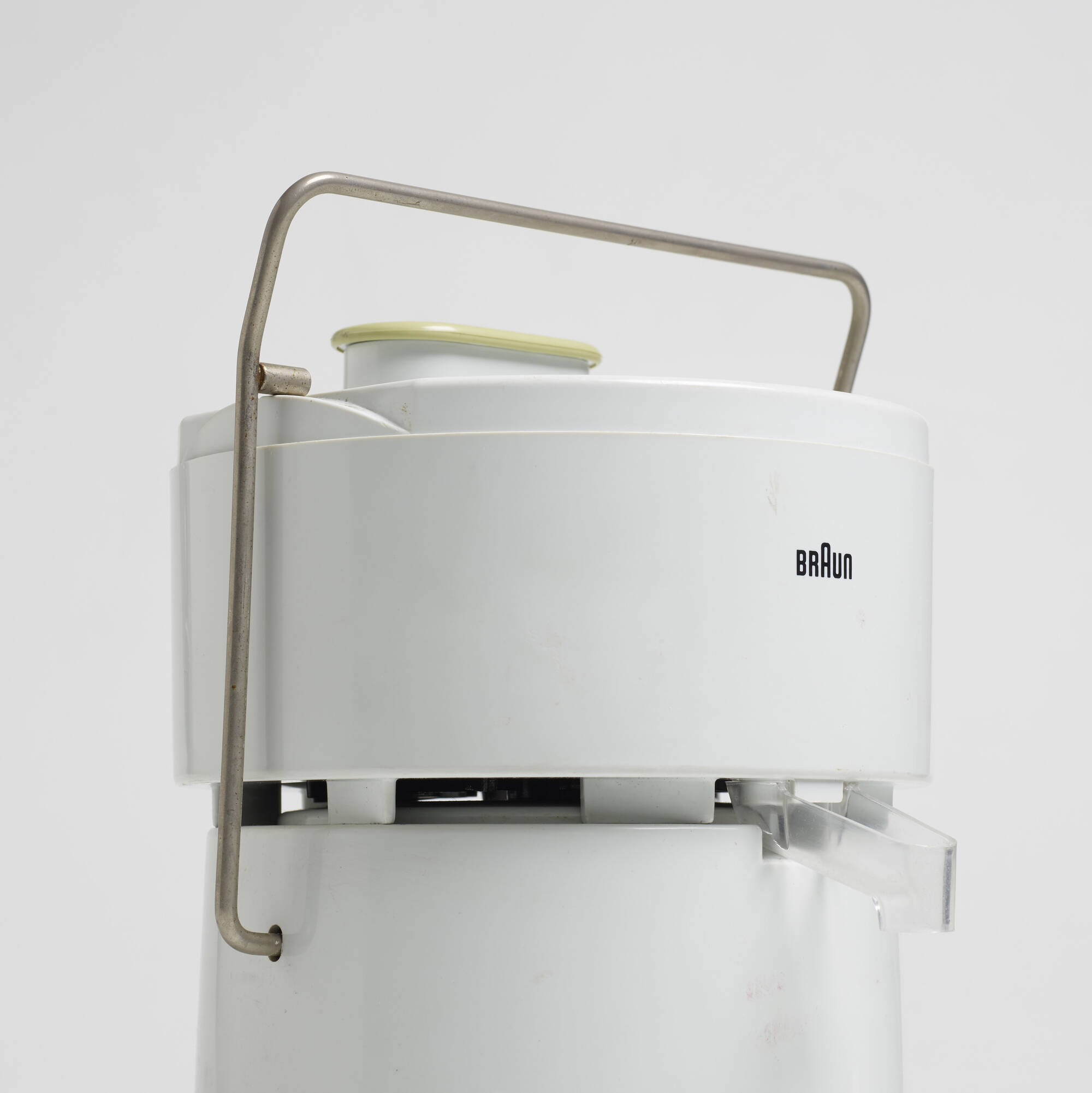 Banzai at straffe prinsesse 102: GERD ALFRED MÜLLER, MP 32 Multipress juicer < Dieter Rams: The JF Chen  Collection, 12 July 2018 < Auctions | Wright: Auctions of Art and Design
