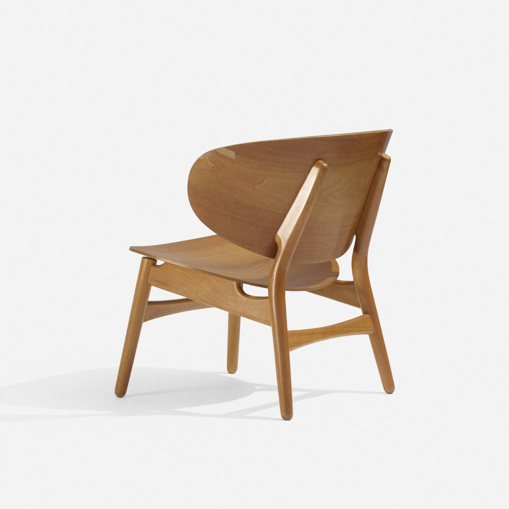 135: HANS J. WEGNER, Shell chair < Scandinavian Design, 18 May 2017 < Auctions | Wright: Auctions of Art and Design 135: HANS J. WEGNER, Shell chair < Scandinavian Design, 18 May 2017 < Auctions | Wright: Auctions of Art and Design