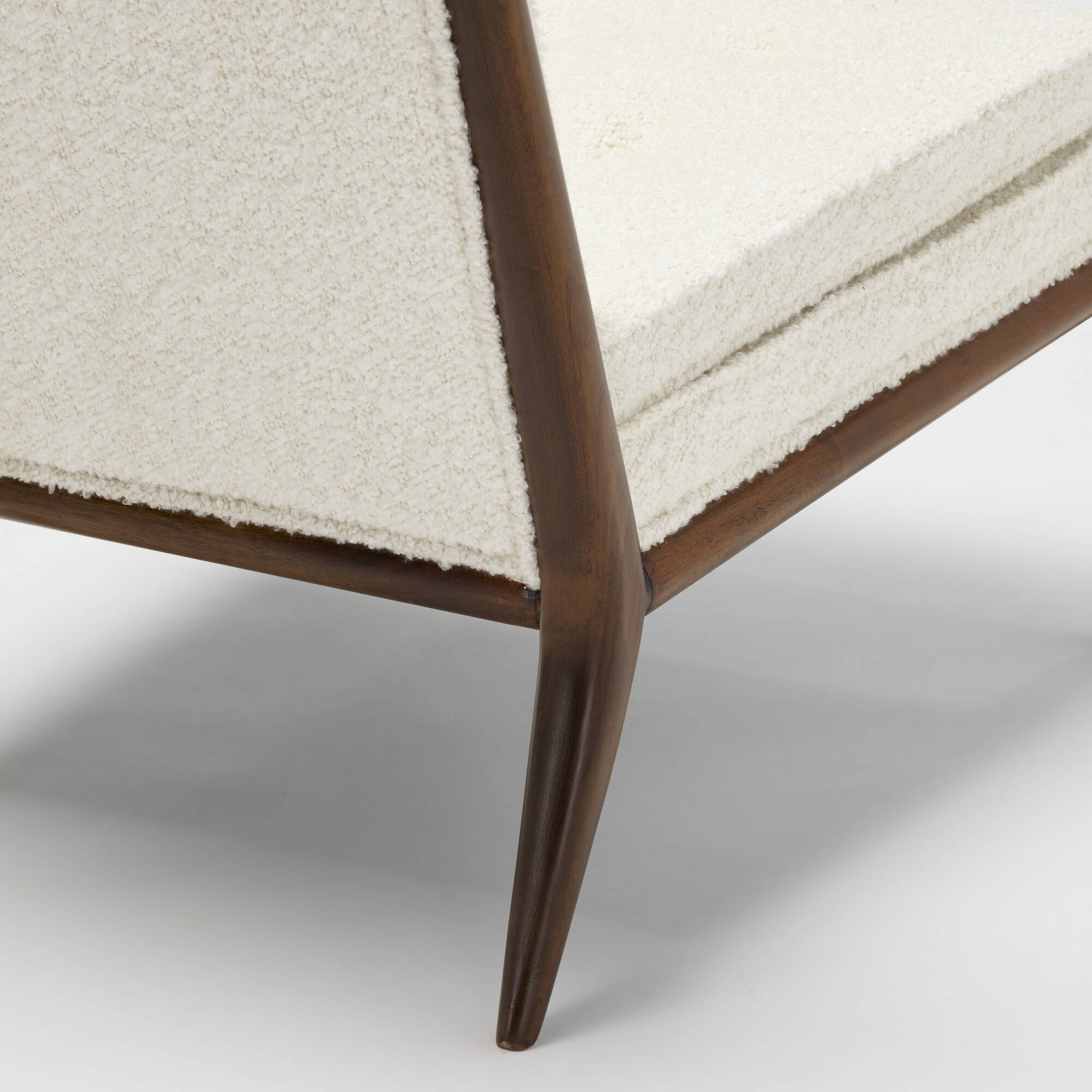 153: T.H. ROBSJOHN-GIBBINGS, Slipper lounge chairs, pair 153: T.H. ROBSJOHN-GIBBINGS, Slipper lounge chairs, pair