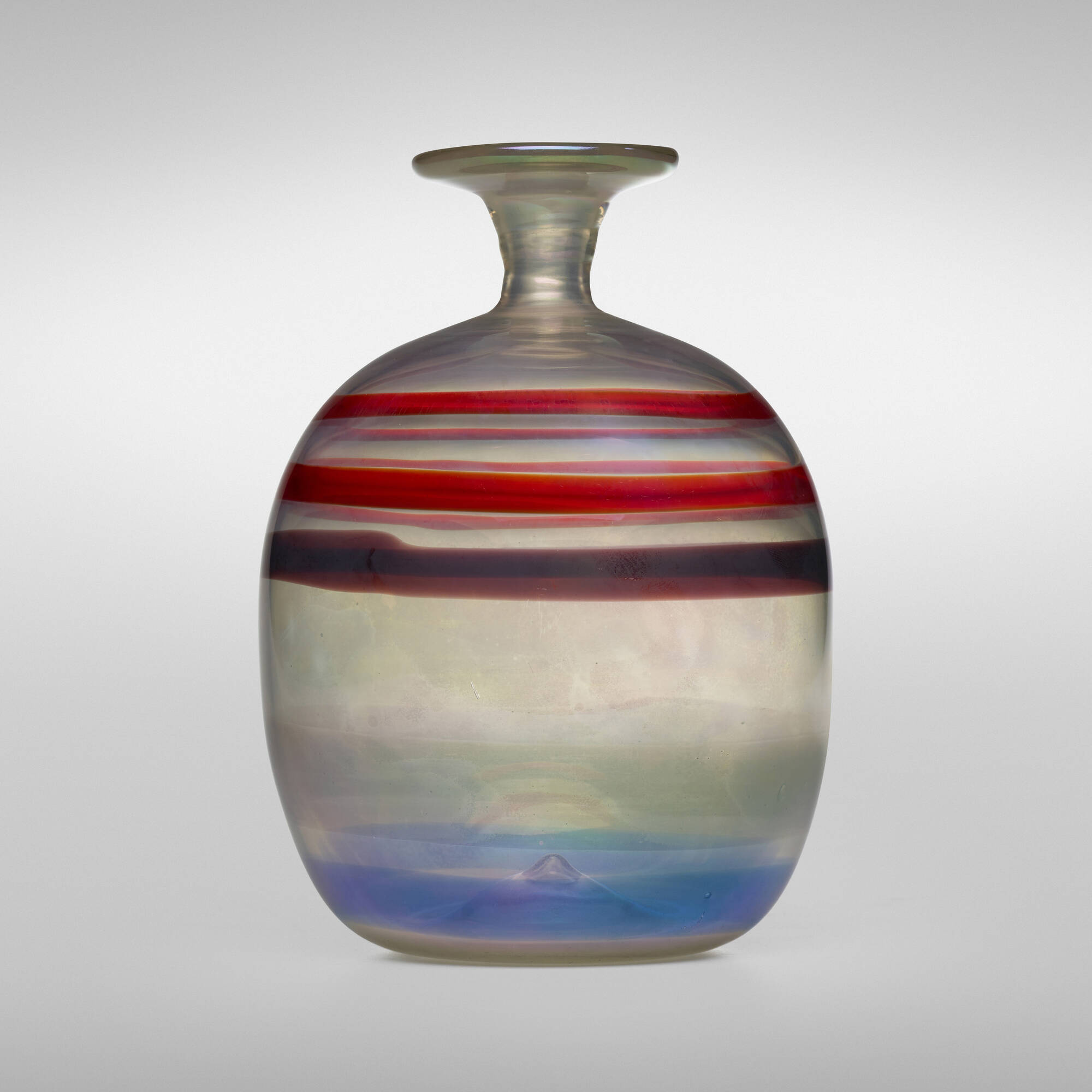 155: CARLO SCARPA, A Fili vase, model 4540 < Important 155: CARLO SCARPA, A Fili vase, model 4540 < Important