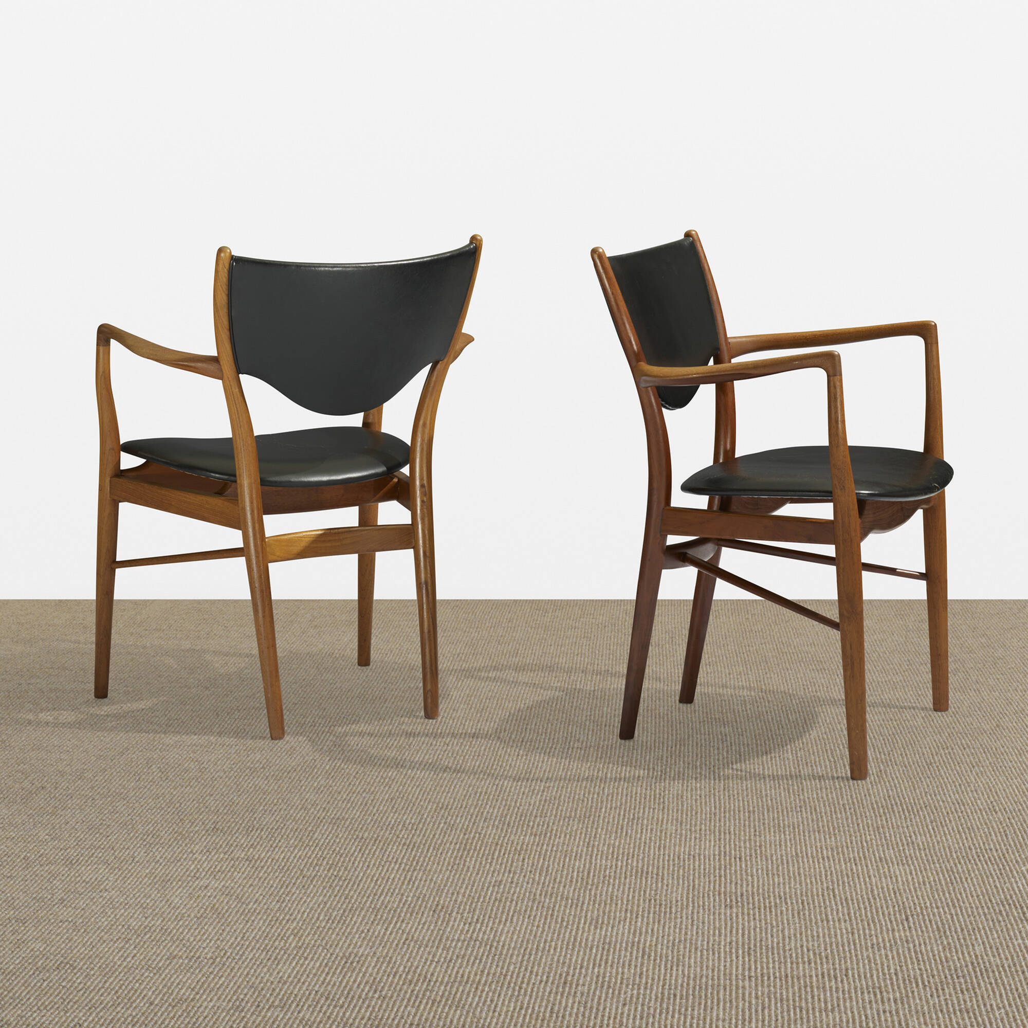 214: FINN JUHL, armchairs, pair < Scandinavian Design, 16 May 2013 