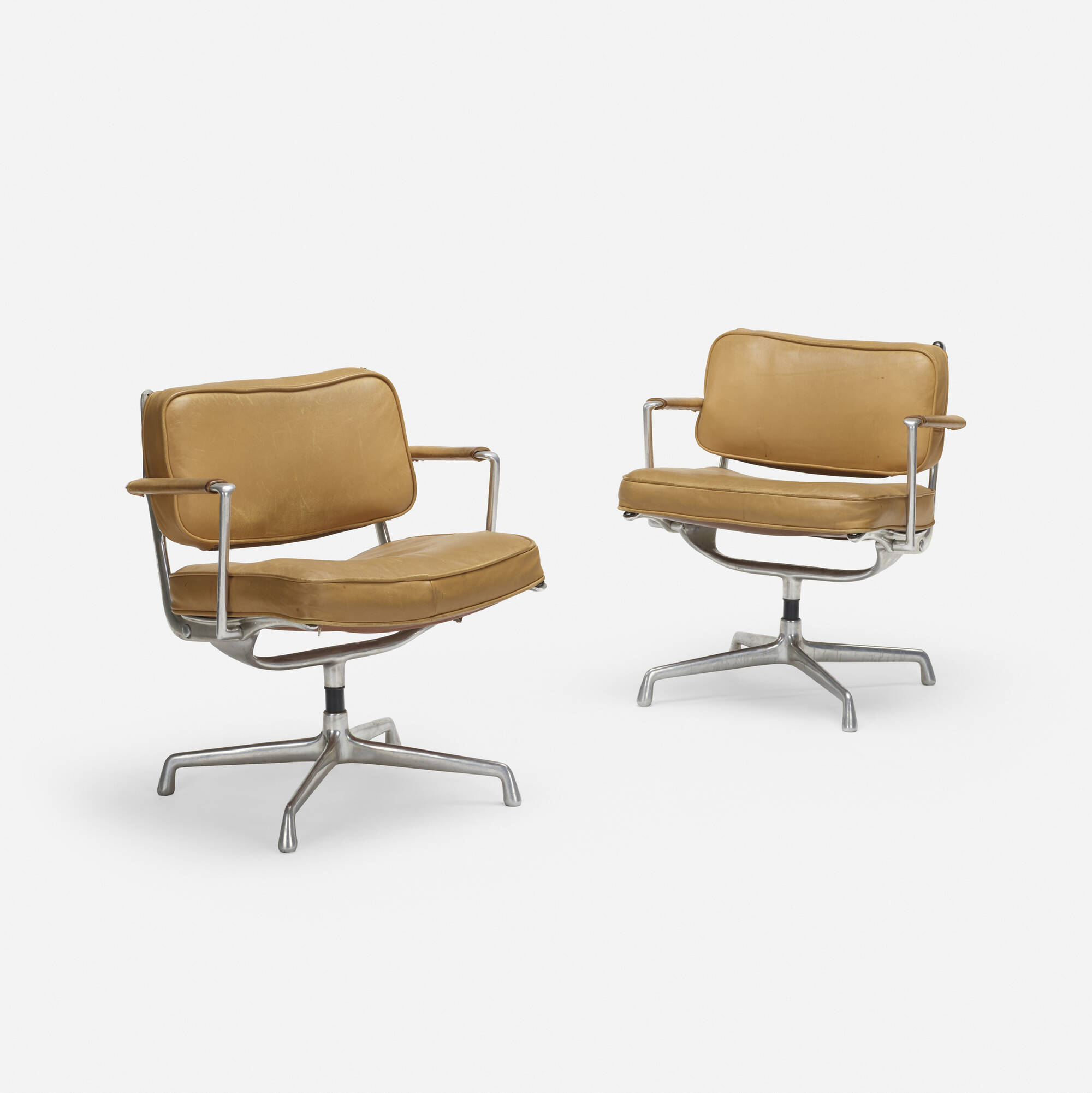 246 CHARLES AND RAY EAMES Intermediate Desk chairs model ES102