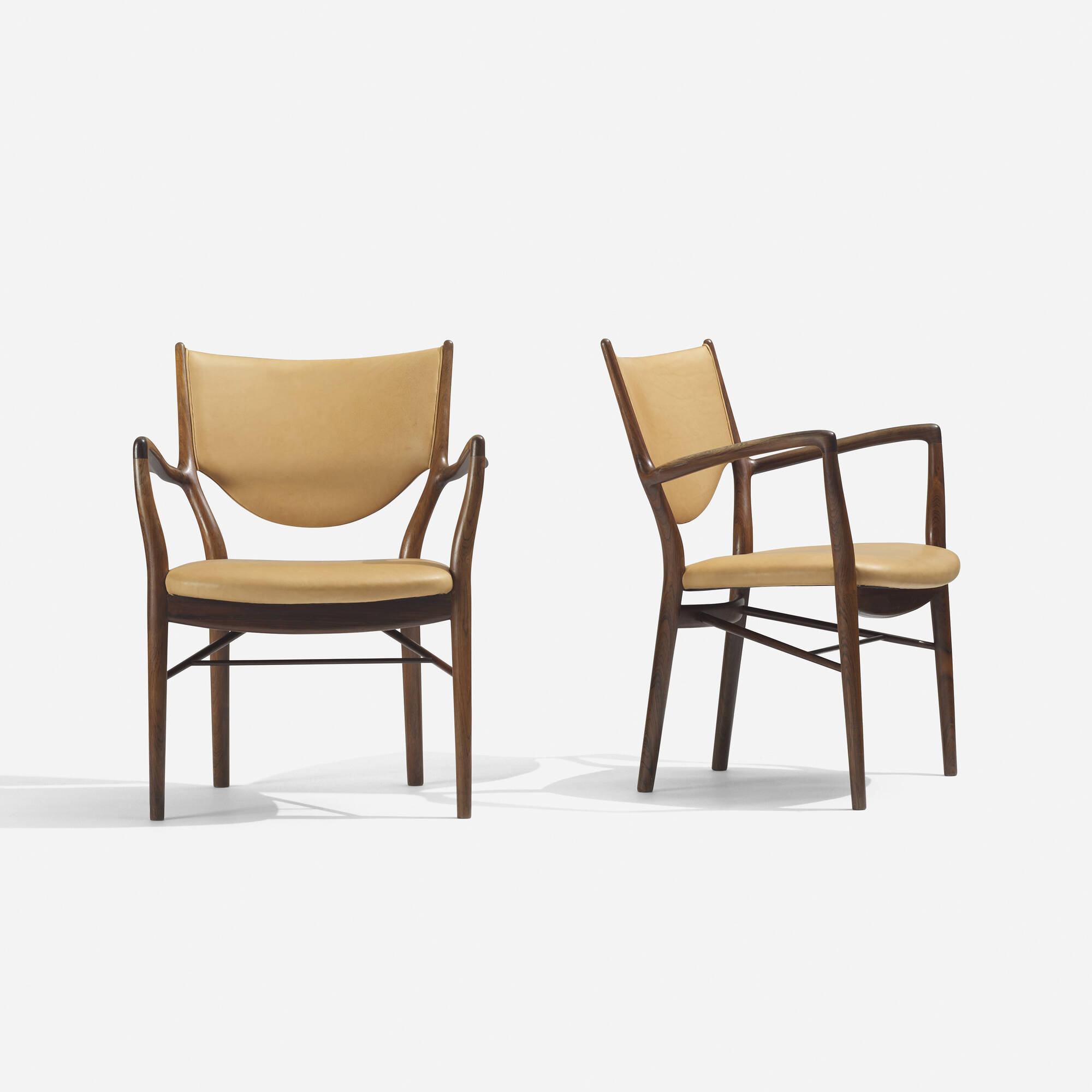 255: FINN JUHL, armchairs model NV-46, pair < Scandinavian Design 