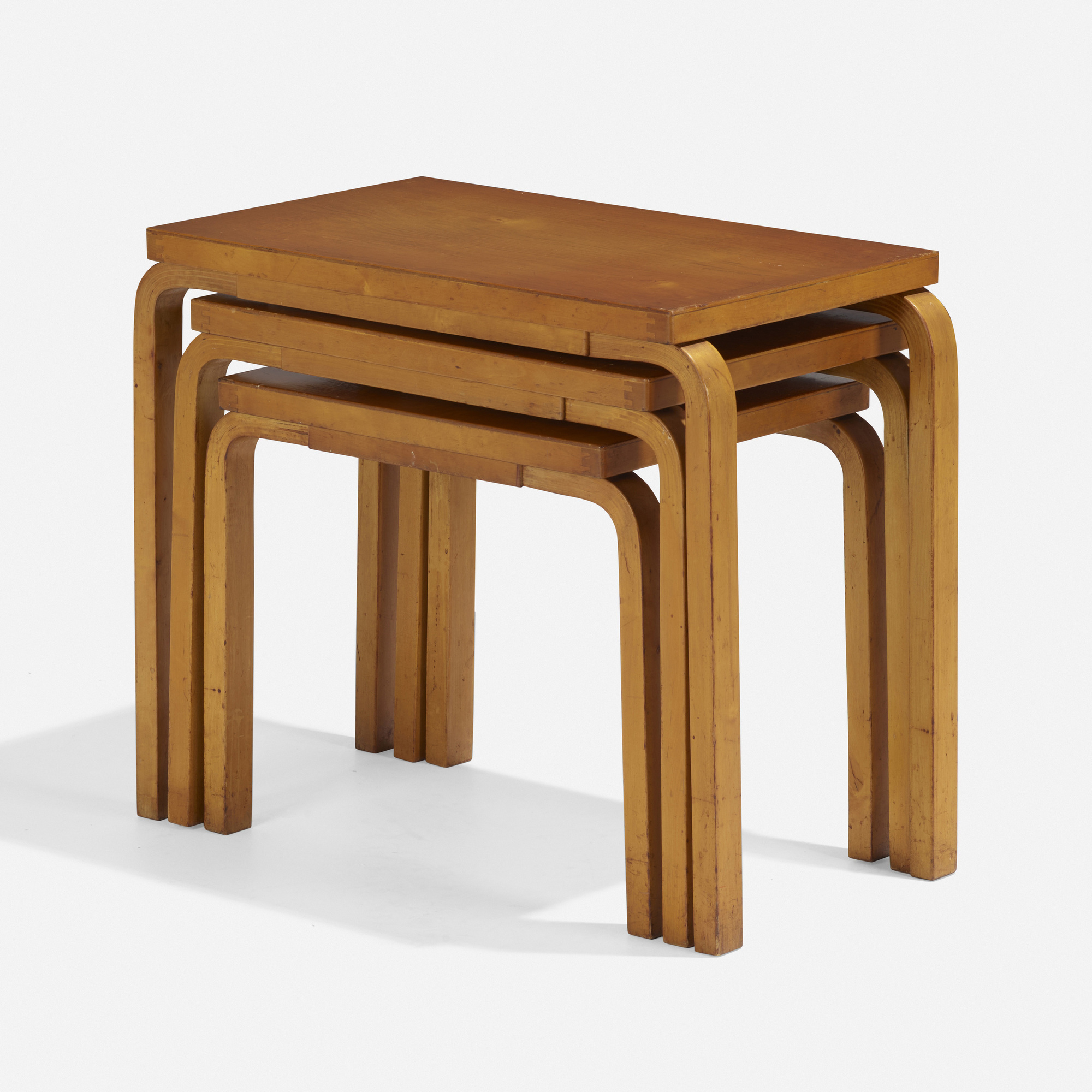 263: ALVAR AALTO, Nesting tables model 88, set of three
