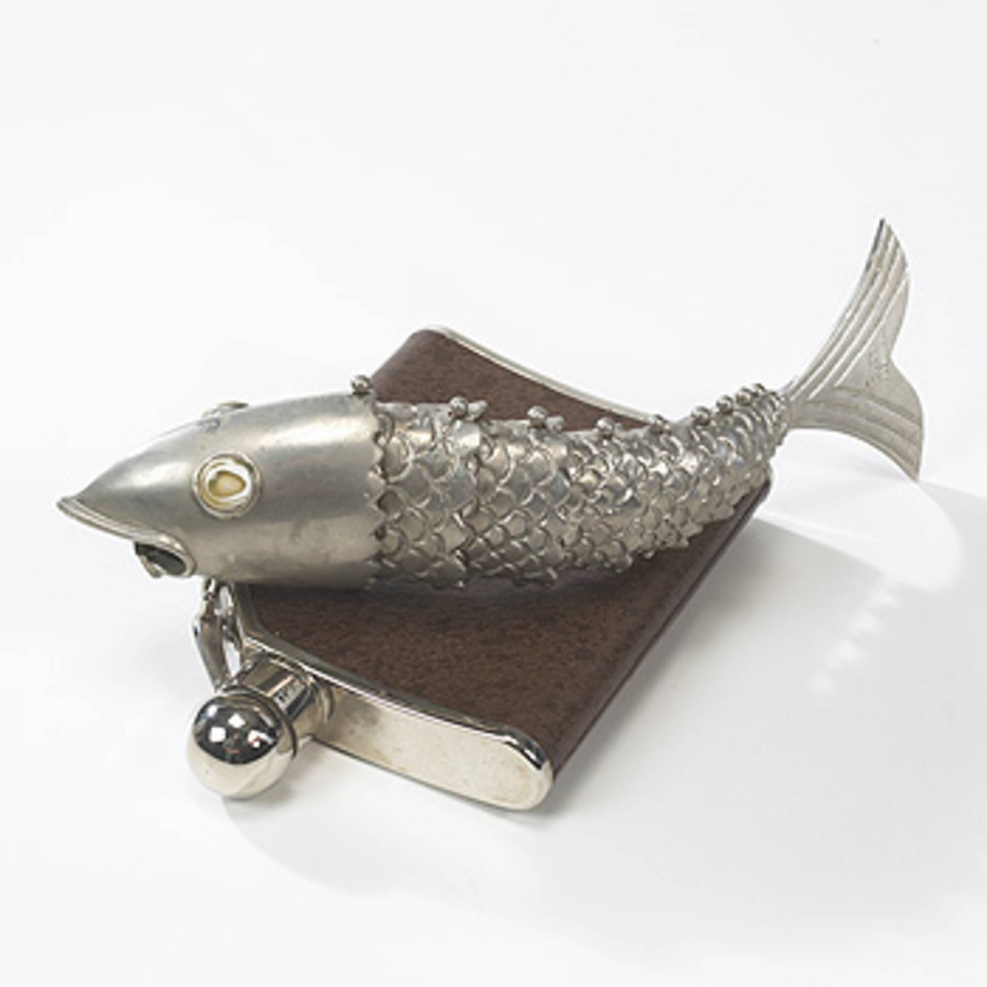 375: GUCCI, articulated bottle opener < Branded Luxury, 25 April