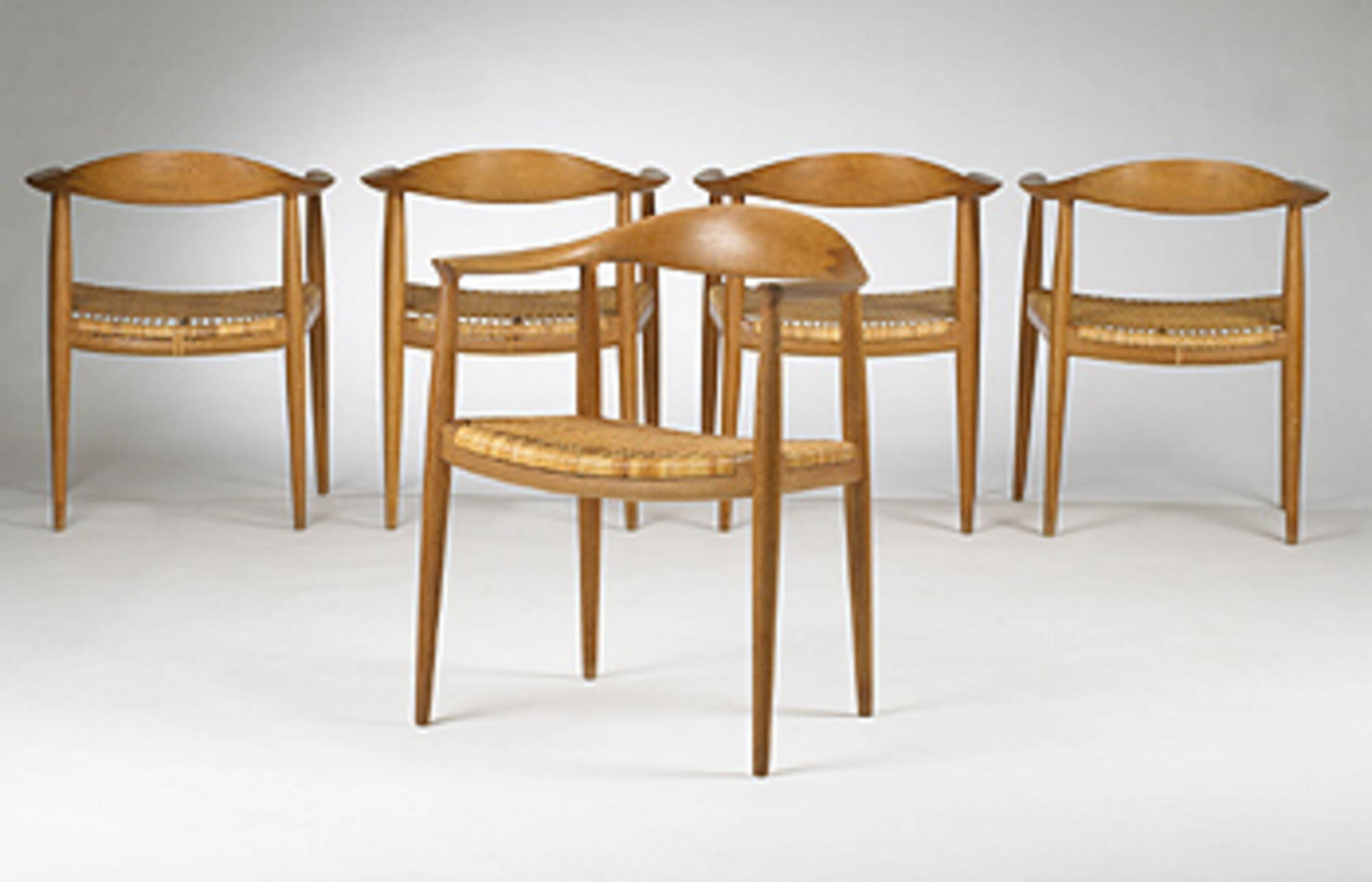 490 Hans J Wegner Round Chairs Set Of 10 Modernist 20th